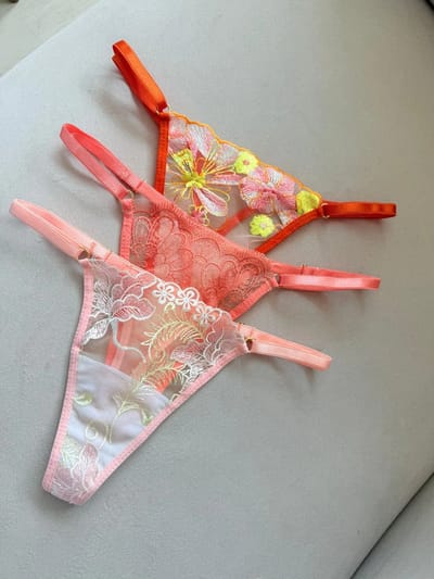 Tangas